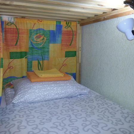 Guest Rooms Apelsin Ijevsk Exterior foto